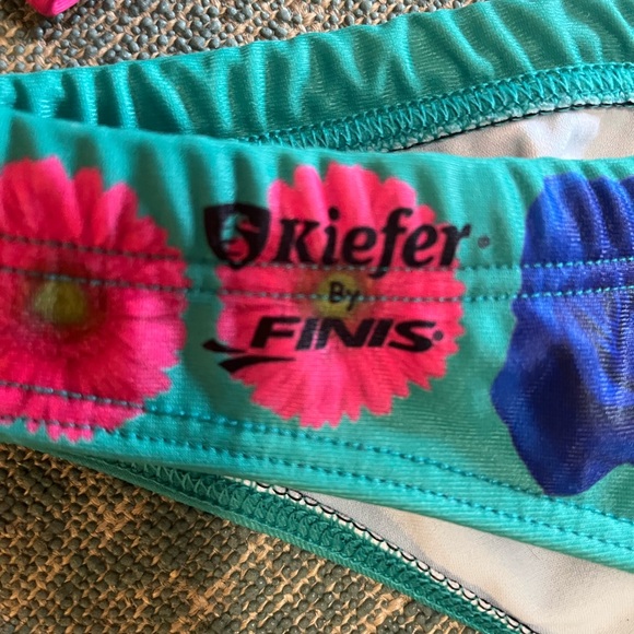 Finis Daisy Bikini - Picture 4 of 4